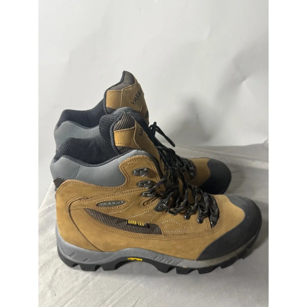 Vasque Gore-Tex Hiking Boots Mens 11 Tan Brown Vibram Sole Waterproof Mid Top